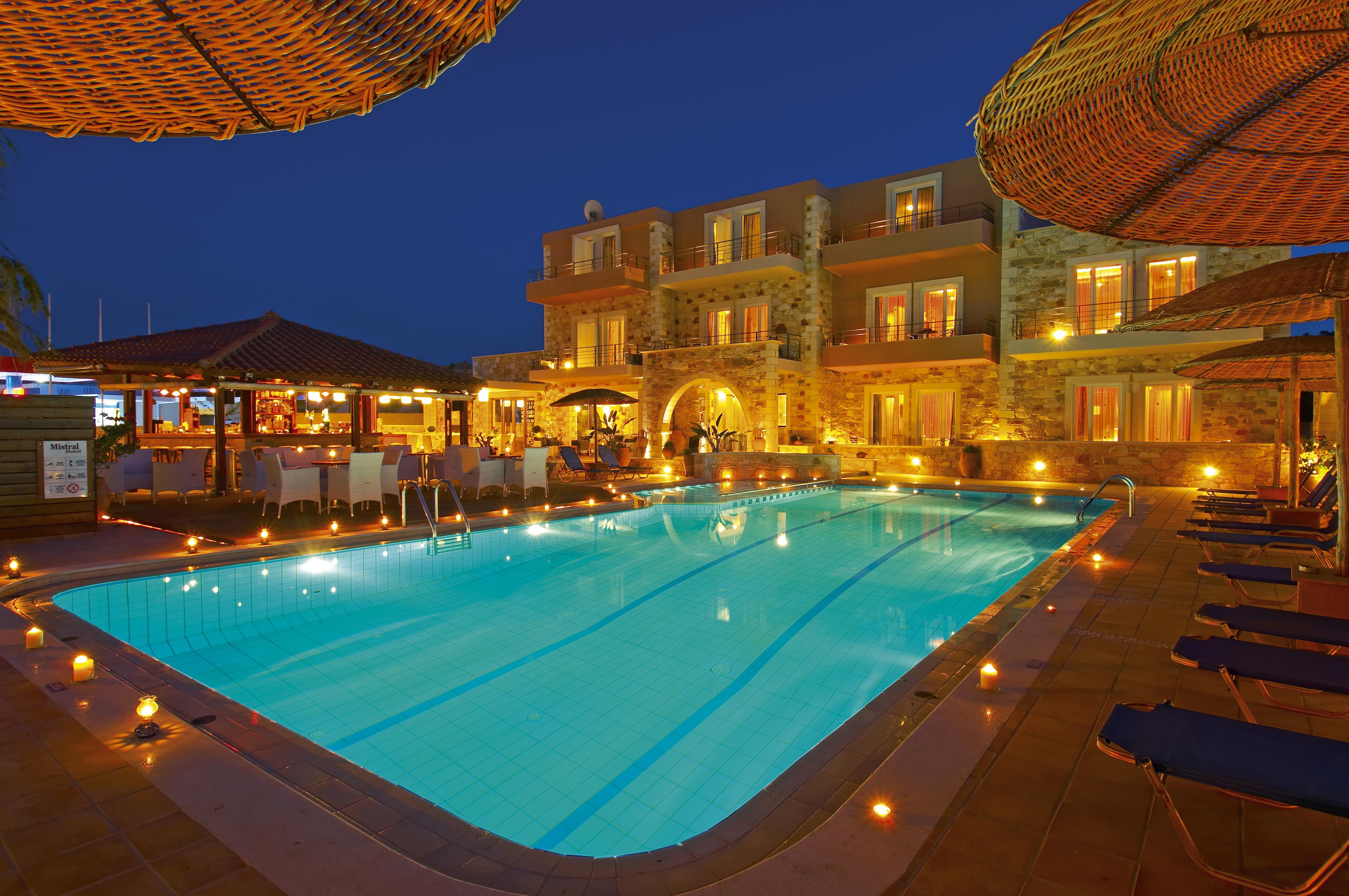Mistral Hotel - Singles Only Maleme Buitenkant foto