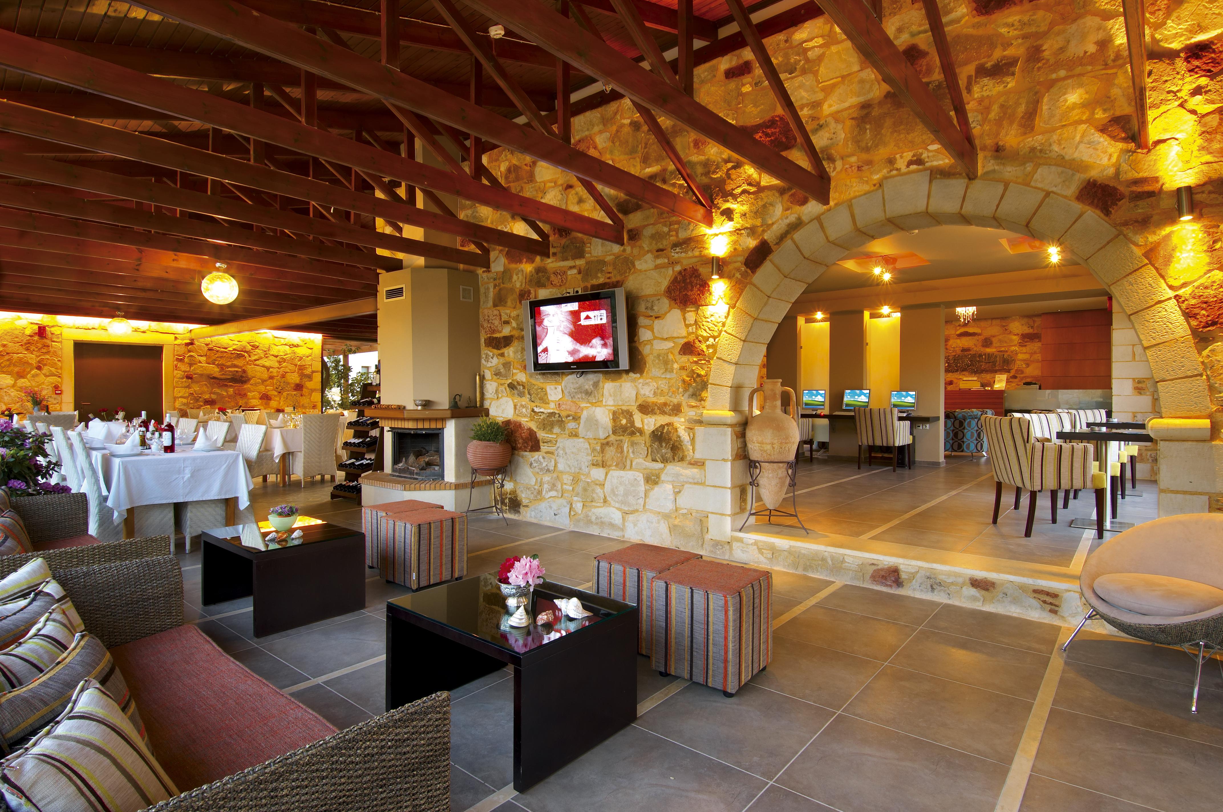 Mistral Hotel - Singles Only Maleme Buitenkant foto
